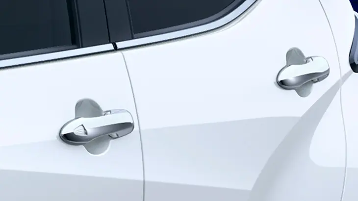 Modellista DOOR HANDLE GARNISH For Toyota Yaris