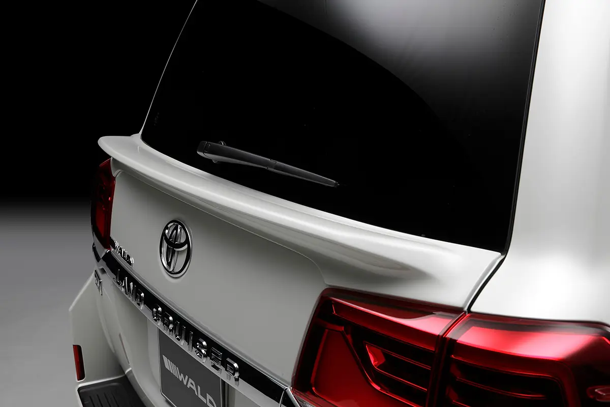 WALD Rear Gate Spoiler for Toyota Landcruiser URJ 202W