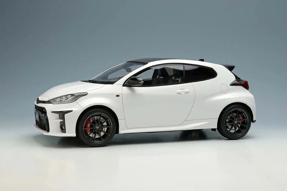 Mini Scale 1/18 Pro Edition GR YARIS Gen 1 Model Car - Precision