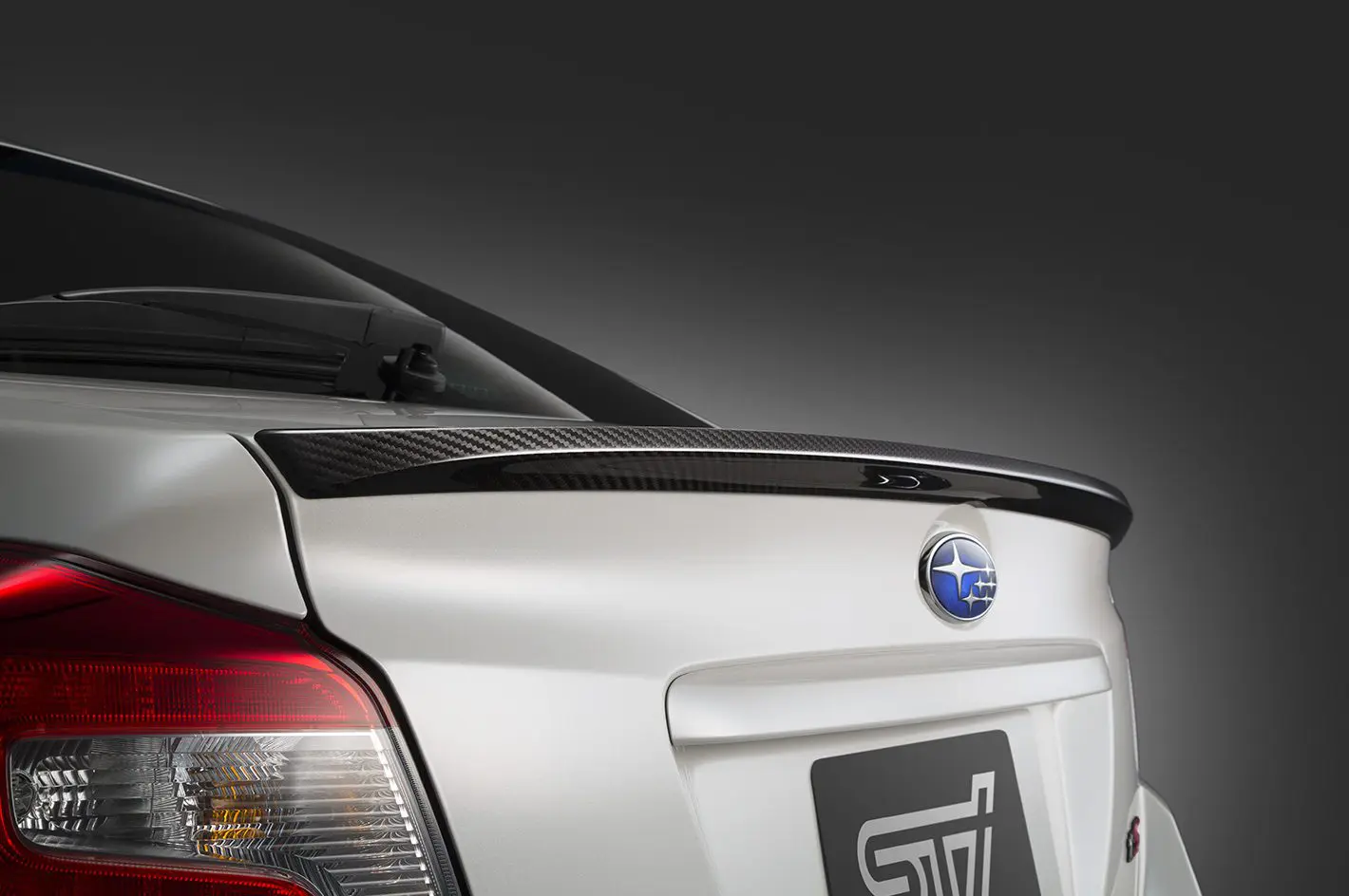 STI DRY CARBON TRUNK SPOILER