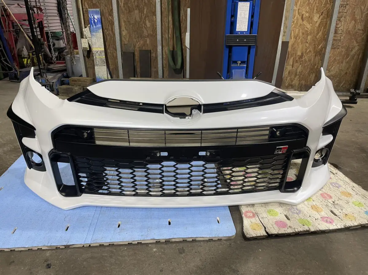 USED Complete White Front Bumper for GR Yaris