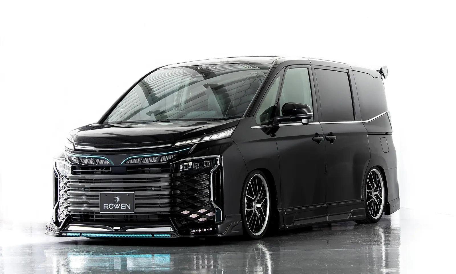 ROWEN Body Kit for Voxy 2022