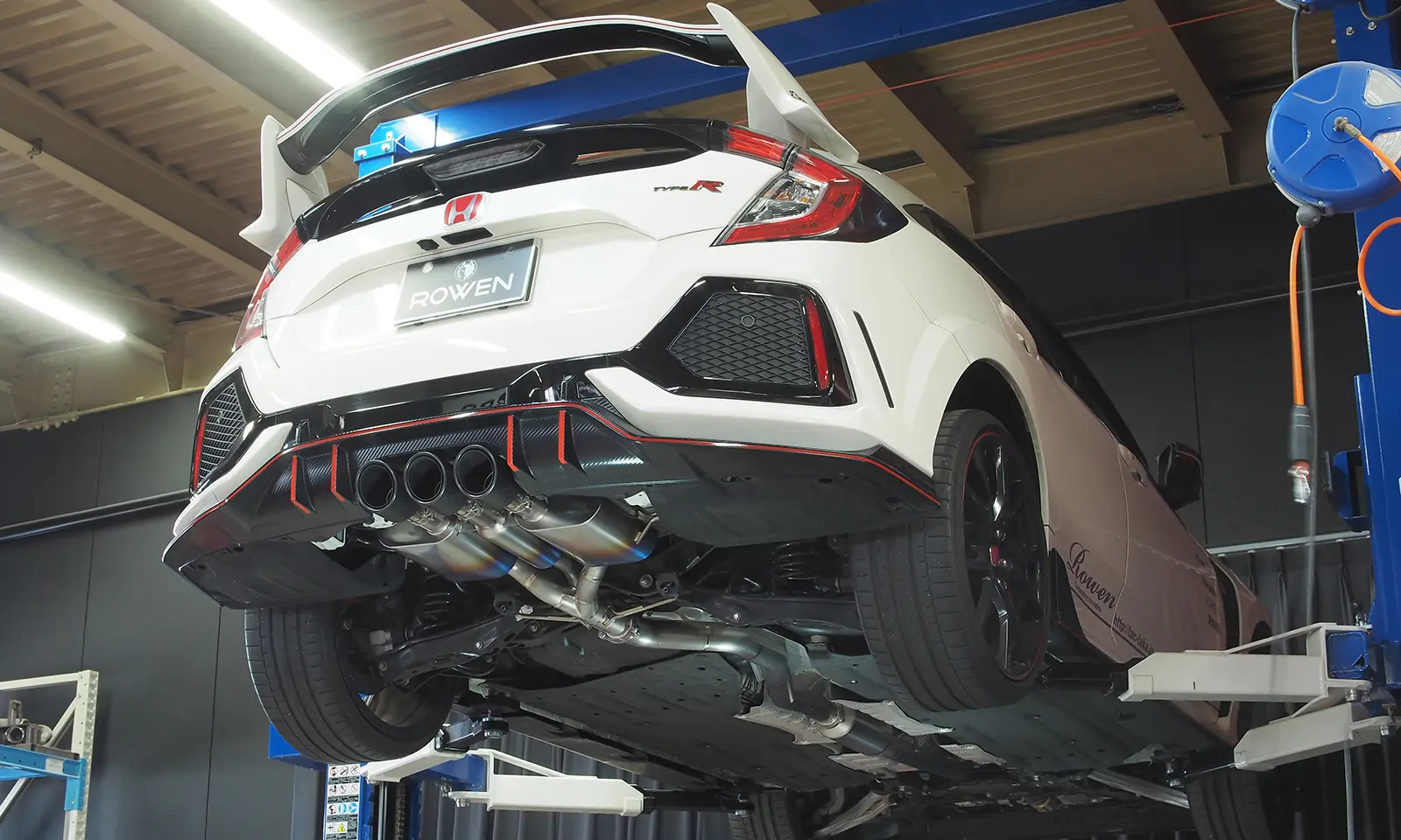 ROWEN Full Titanium PREMIUM01TR Carbon Tail Muffler for HONDA CIVIC Type R