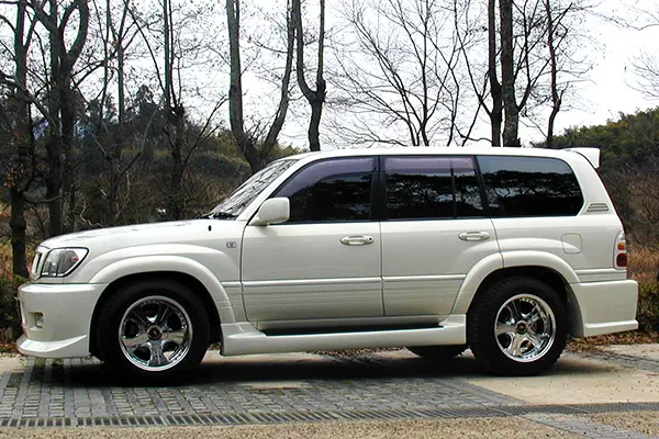 MIRANO Side Skirt for Wide Body Land Cruiser 100 Cygnus