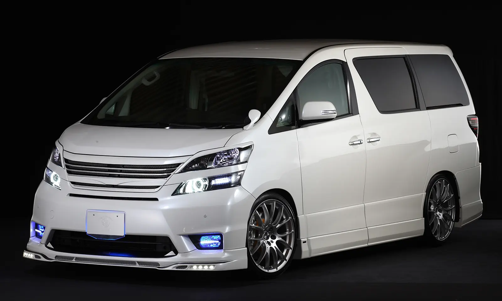 ROWEN Body Kit for VELLFIRE 20 Z-Grade Early Version 2008~2011