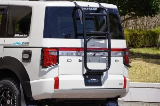 KADDIS Premium Rear Ladder for Mitsubishi Delica D:5 (Late Model)