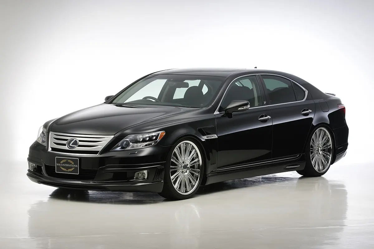 WALD Executive Line Full Aero Kit — Lexus LS600h/hL (UVF45/46, M/C middle 2009–2012)