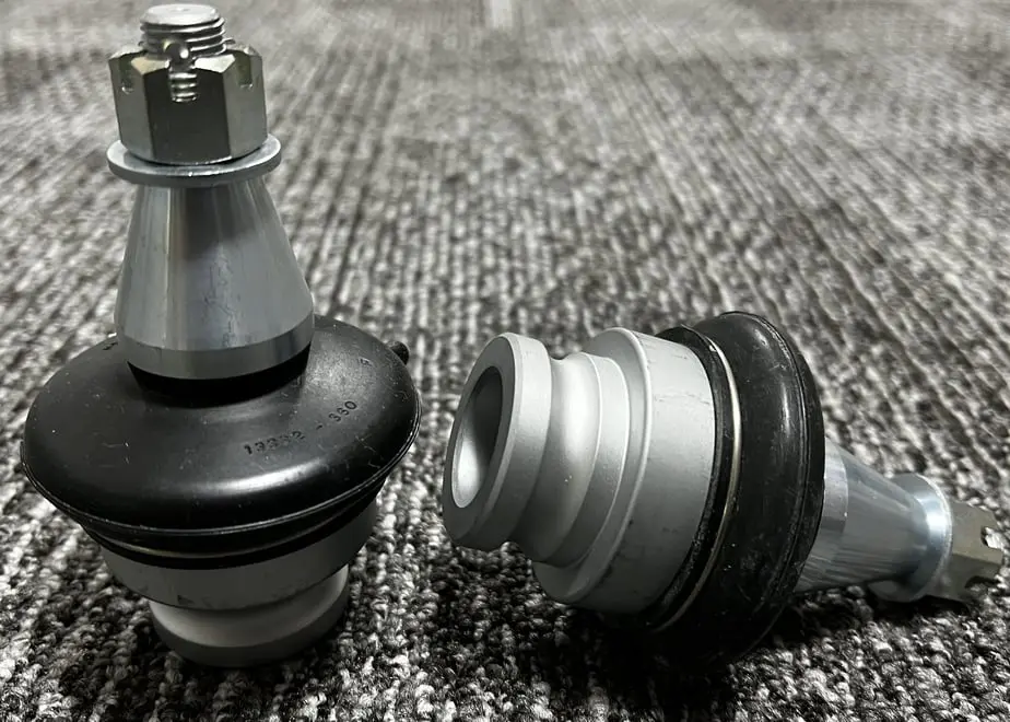 KONDO-ENGINEERING TAKUMI PROJECT ROLL CENTER ADJUSTER & TIE ROD END FOR SUBARU IMPREZA, WRX STI & S4