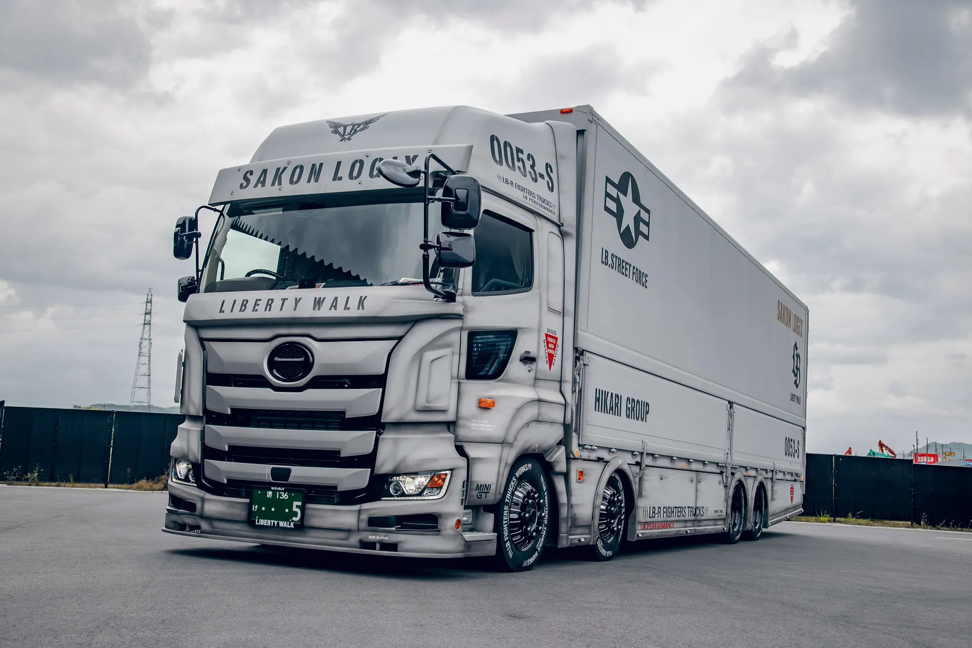 LB-TRUCKS COMPLETE BODY KIT FOR HINO PROFIA