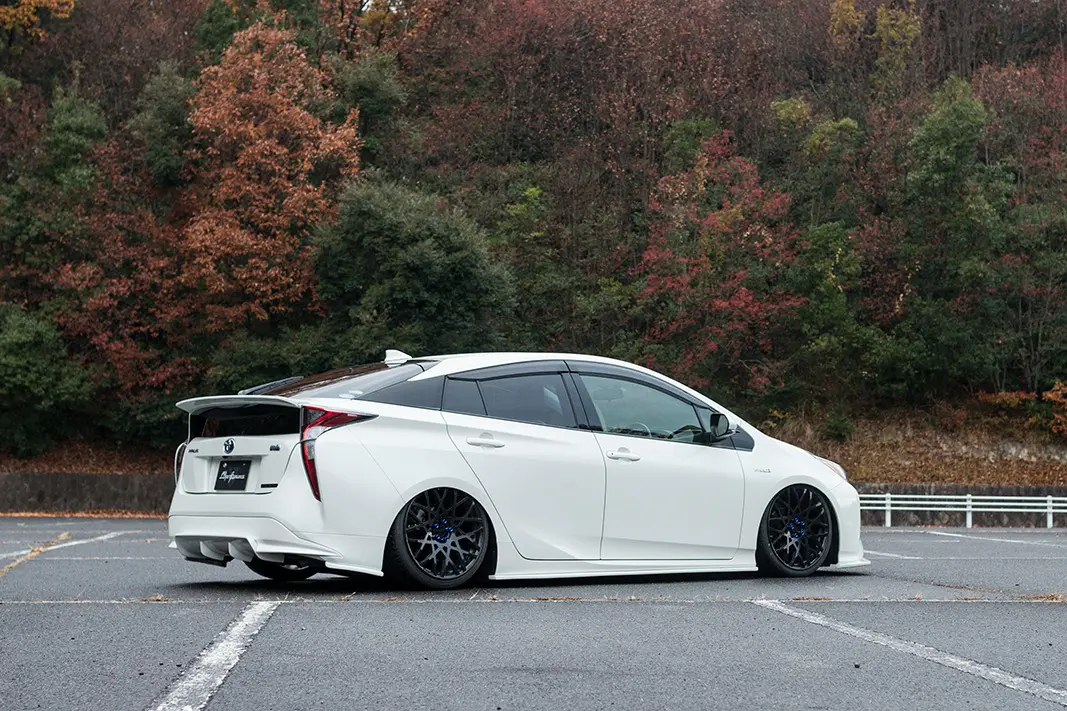 LIBERTY WALK LB★NATION COMPLETE BODY KIT FOR TOYOTA PRIUS 50