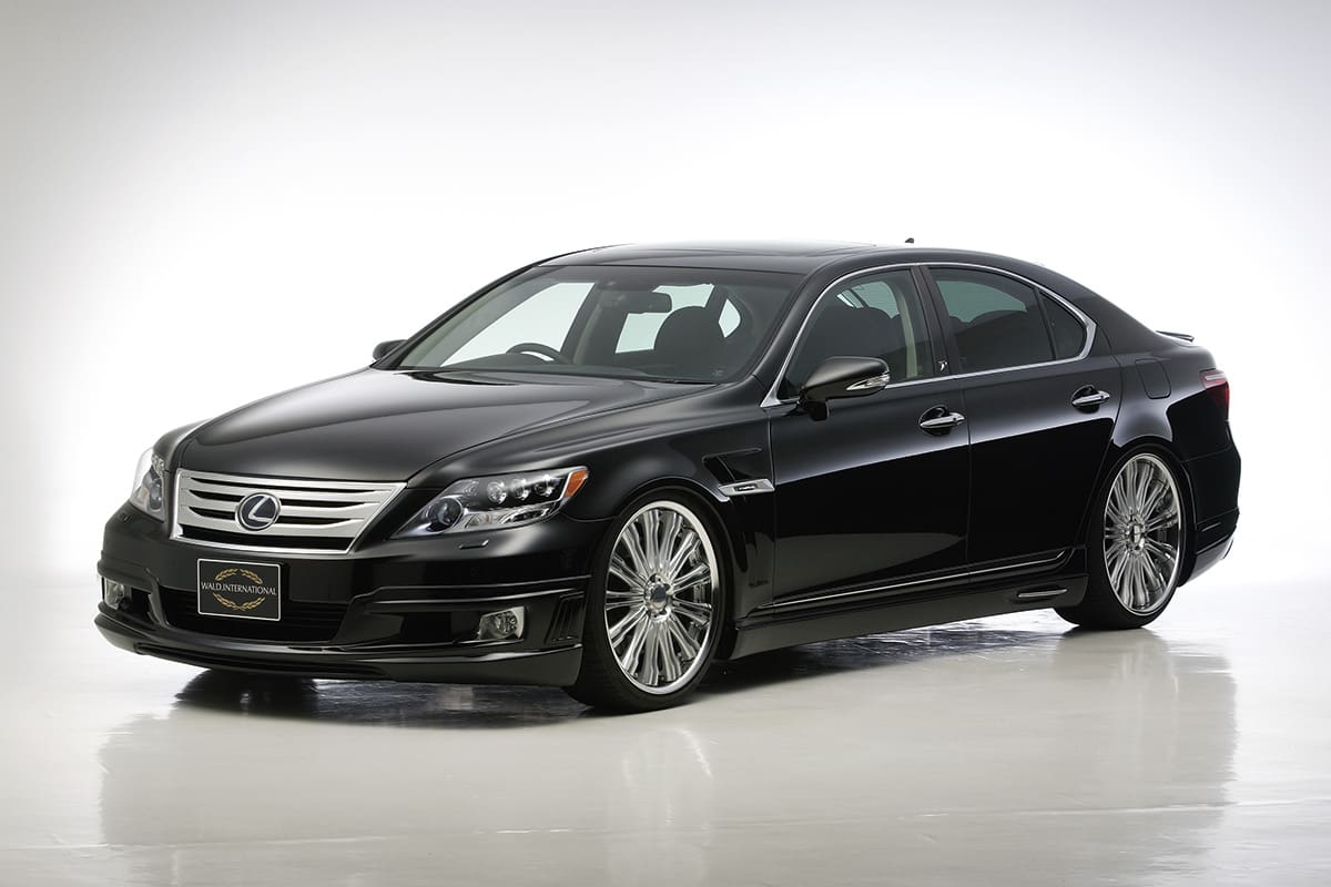 WALD Executive Line Full Aero Kit — Lexus LS600h/hL (UVF45/46, M/C middle 2009–2012)
