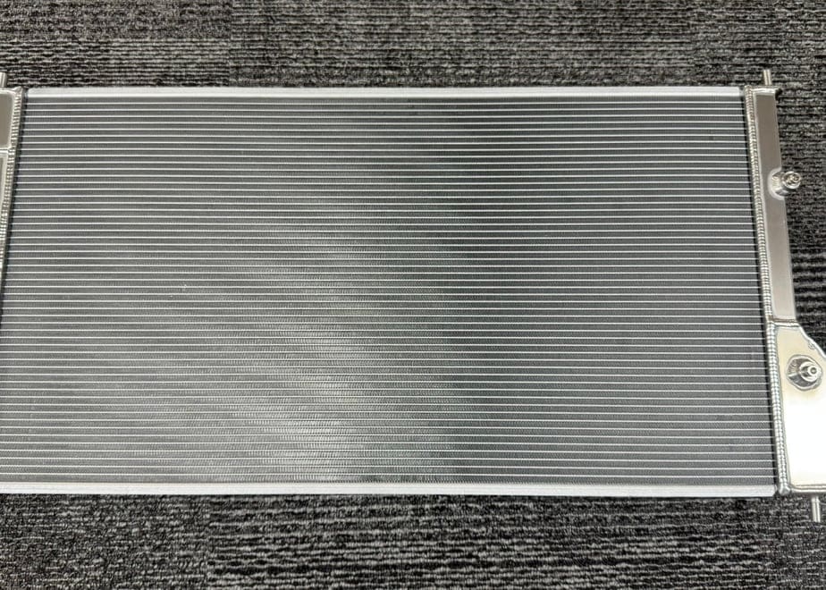 KONDO-ENGINEERING TAKUMI PROJECT DRL SIDE TANK [EXTREME] ALUMINUM RADIATOR FOR TOYOTA GR86 / SUBARU BRZ