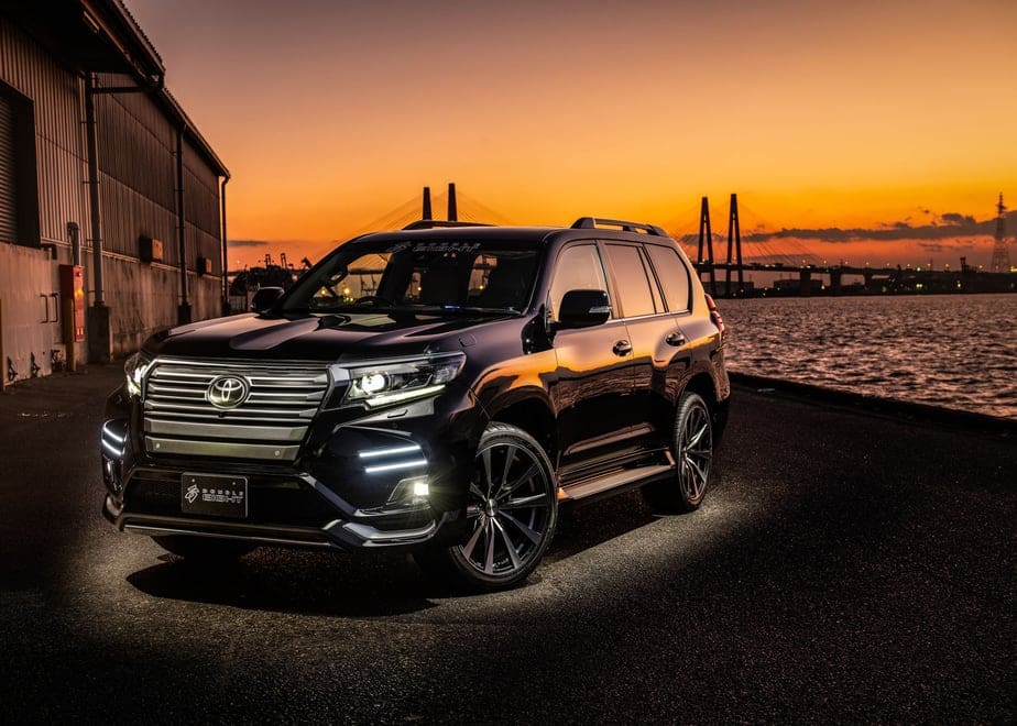 DOUBLE EIGHT BODY KIT FOR TOYOTA LAND CRUISER 150 BUMPER TYPE