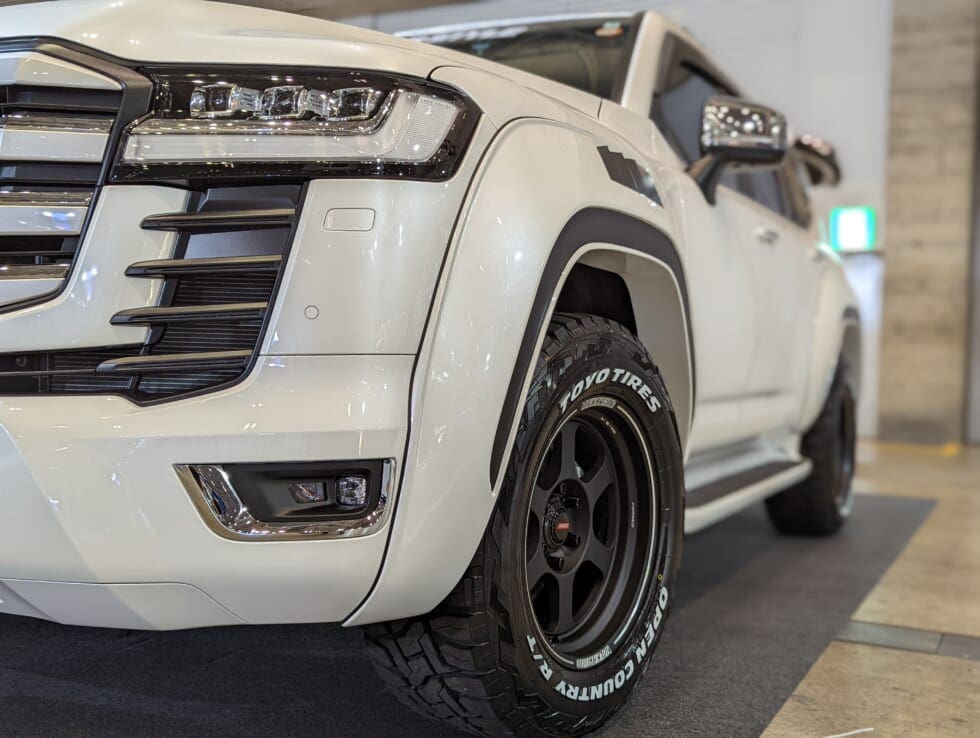 Car Style 50MM OVER FENDERS for LC 300